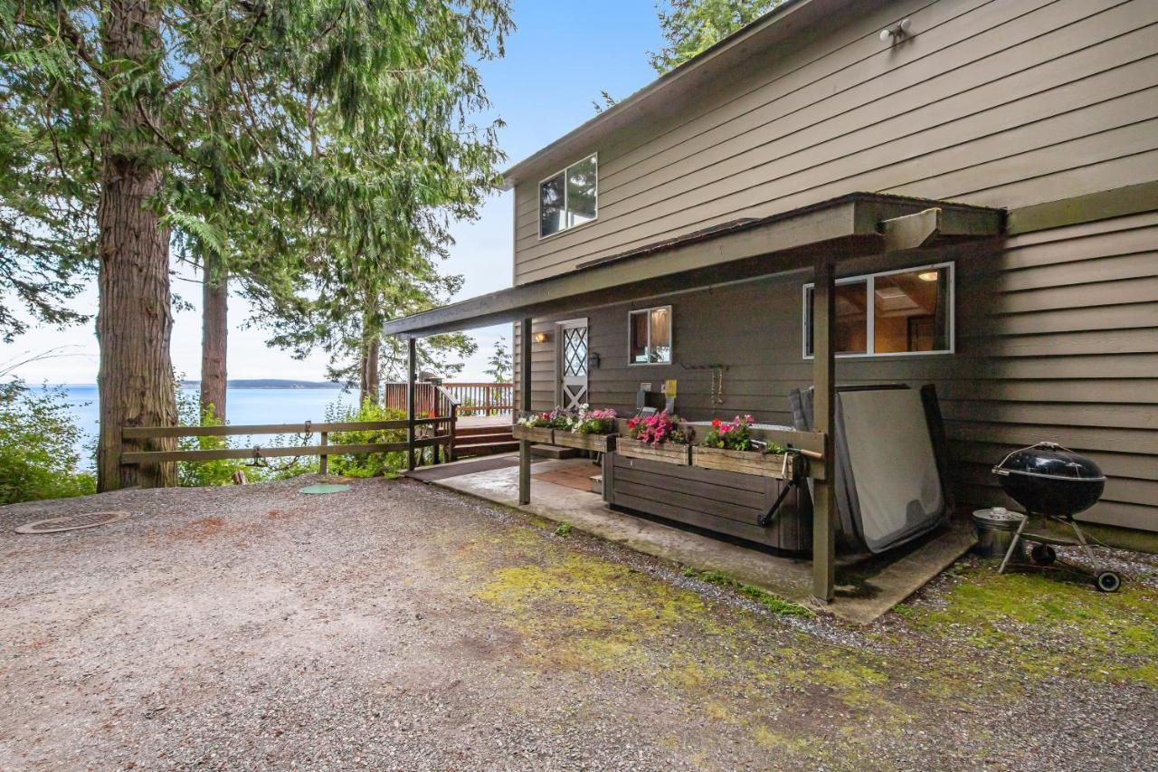 Pinecone Cabin Eastsound Exterior photo